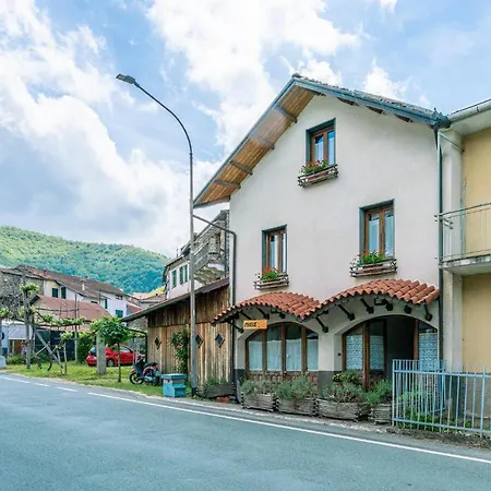 Stunning In Loco Di Rovegno With Wifi And 2 Bedrooms *