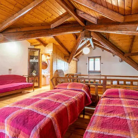 Stunning In Loco Di Rovegno With Wifi And 2 Bedrooms Ferienhaus *